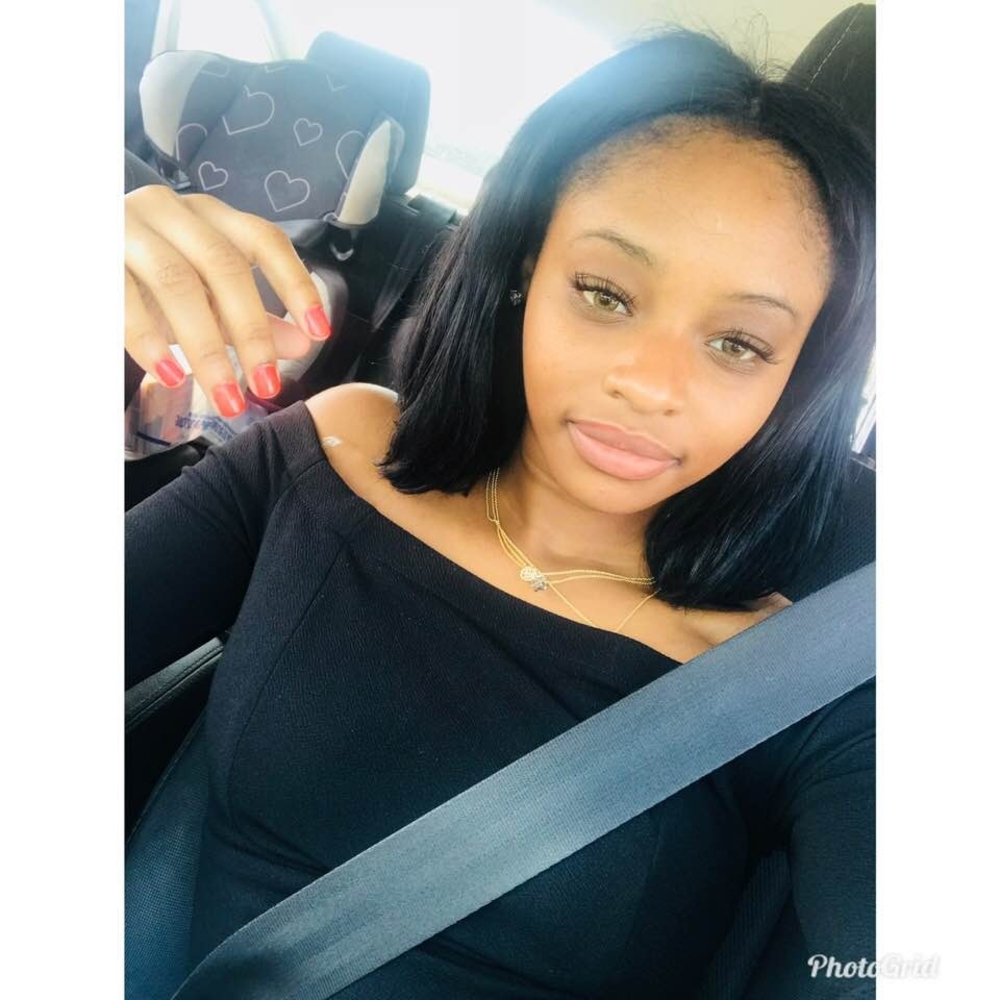 Meet your Posher, Zahria